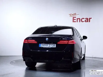 2025 BMW 5-Series 530i xDrive M Sport, фото 4, лот 10203823