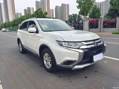 2016 Mitsubishi Outlander 2.0L 2WD Fashion Edition 5-seater, фото 3, лот 10339946