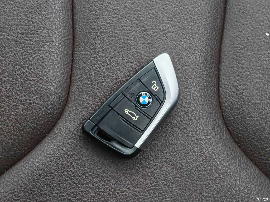 2021 BMW 1 Series 125i M Sport Black Night Edition, фото 4, лот 11222576