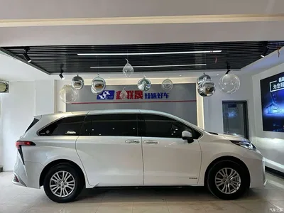 2021 Toyota Sienna 2.5L Hybrid Ultimate Edition, фото 3, лот 10297223