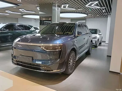 2025 AITO Wenjie AITO M8 Range Extender Max+ Edition 53.4kWh 5-seater, фото 1, лот 10277579