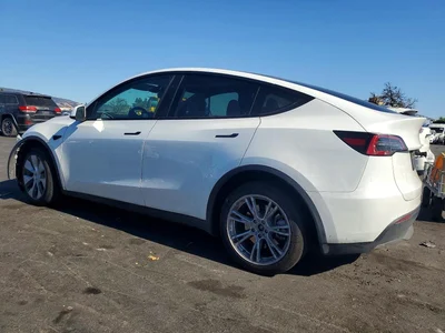 2024 TESLA MODEL Y, фото 2, лот 10857198