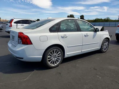 2010 VOLVO S40 2.4I, фото 3, лот 10876081