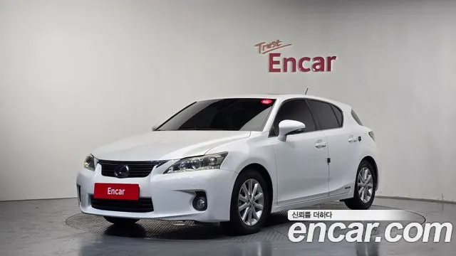 2013 Lexus CT200h 1.8 Compact Trendy, фото 1, лот 10195777