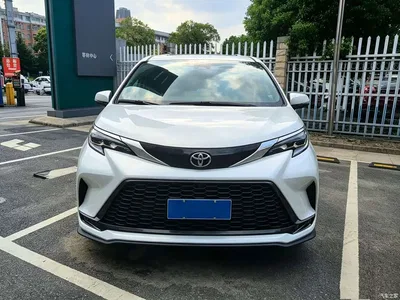 2024 Toyota Granvia 2.5L Hybrid Supreme ULTRA, фото 2, лот 10383054