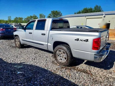 2005 DODGE DAKOTA QUAD SLT, фото 2, лот 10665556