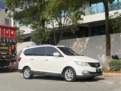 2016 Baojun 730 1.5L Manual Luxury 7-seater, фото 3, лот 11201876