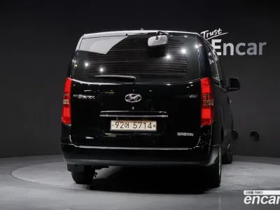 2021 Hyundai Starex Van 5-Seater, фото 4, лот 10209334