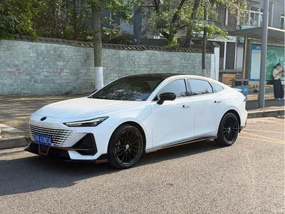 2023 Changan UNI-V 1.5T Sport Edition, фото 1, лот 10248200
