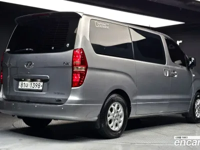 2012 Hyundai Starex 3-Seater VAN, фото 2, лот 10599287