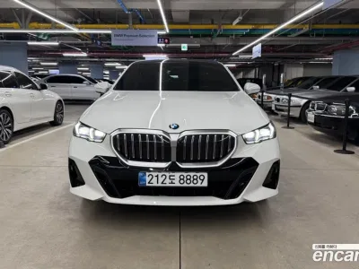 2025 BMW 5-Series 520i M Sport, фото 3, лот 10166120