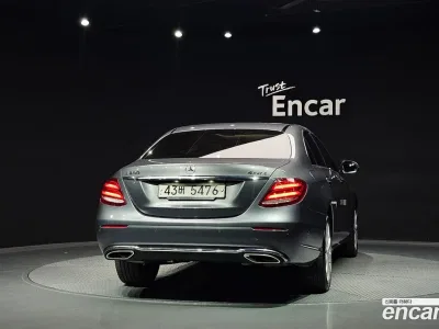 2018 Mercedes-Benz E-Class E300 4MATIC Exclusive Standard, фото 4, лот 11591178