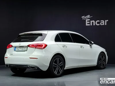 2022 Mercedes-Benz A-Class A220 Hatchback, фото 1, лот 10039847