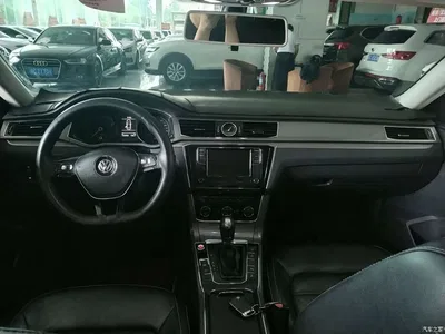 2017 Volkswagen Passat 330TSI DSG Prestige, фото 4, лот 10443517