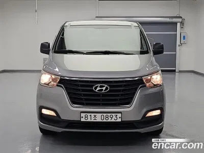 2019 Hyundai Starex Van 5-Seater, фото 2, лот 10231851