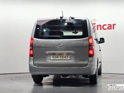 2019 Hyundai Starex Van 3-Seater, фото 4, лот 10166437