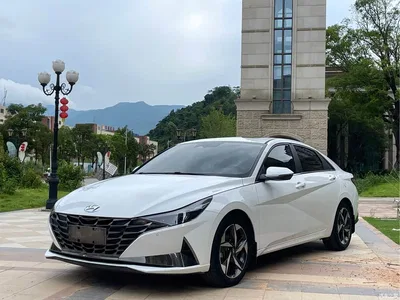 2022 Hyundai Elantra 1.5L CVT LUX Premium Edition, фото 1, лот 10372760