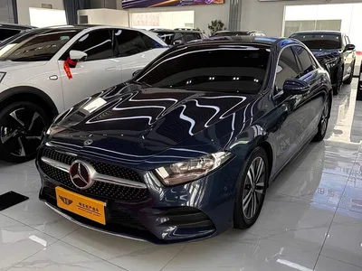 2019 Mercedes-Benz A-Class A 180 L Sport Sedan, фото 1, лот 10282457
