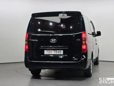 2011 Hyundai Starex 11-Seater Wagon, фото 4, лот 10161026