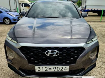 2019 Hyundai Santafe Diesel 2.0 2WD, фото 1, лот 10102450