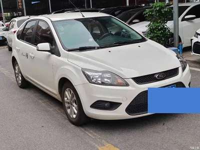 2014 Ford Focus Hatchback Classic 1.8L Automatic Cool White Limited Edition, фото 3, лот 10281169