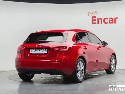 2019 Mercedes-Benz A-Class A220 Hatchback, фото 1, лот 10038429