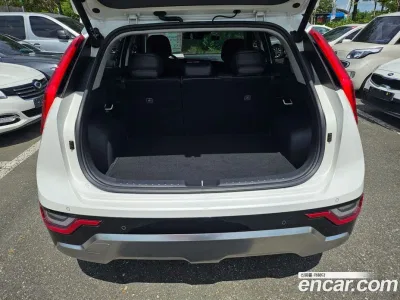 2022 Kia Niro Prestige, фото 4, лот 10079600