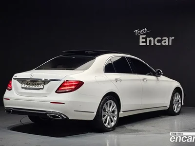 2017 Mercedes-Benz E-Class E300 4MATIC Exclusive, фото 1, лот 10060810