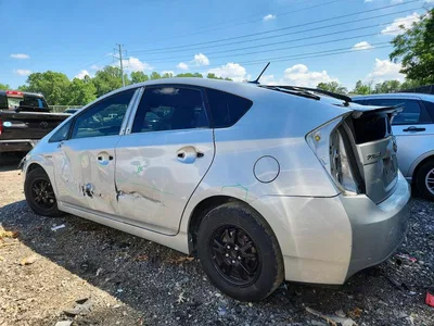 2015 TOYOTA PRIUS THREE, фото 2, лот 10550909