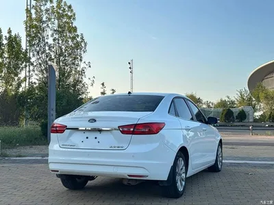 2015 Ford Escort 1.5L Automatic Fashion, фото 4, лот 11540375