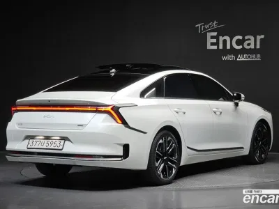 2025 Kia K8 Signature, фото 1, лот 11484417