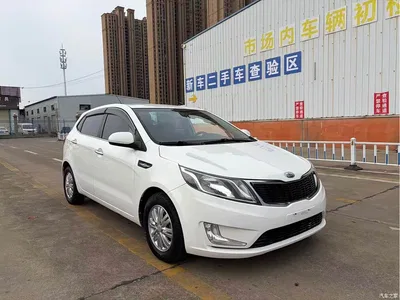 2012 Kia K2 Hatchback 1.4L MT GLS Commemorative Edition, фото 2, лот 11218196