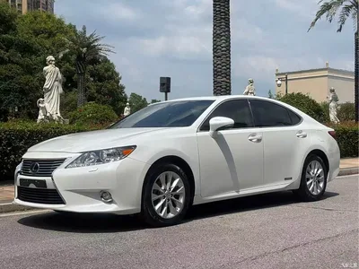 2013 Lexus ES 300h Elite Edition, фото 1, лот 10314922