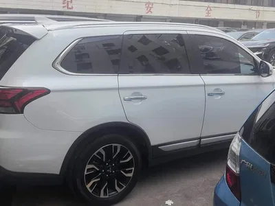 2019 Mitsubishi Outlander 2.4L 4WD Deluxe Edition 5-Seater China VI, фото 3, лот 10339952