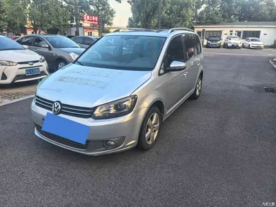 2013 Volkswagen Touran 1.4T DSG Comfort 5-seater, фото 1, лот 10475447
