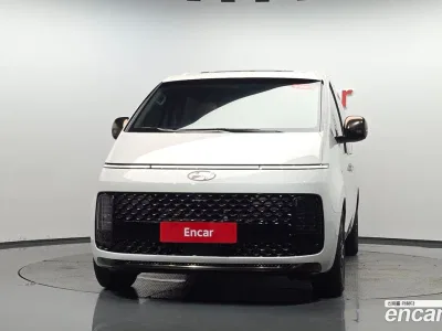 2025 Hyundai Staria 4WD Lounge 9-Seater, фото 1, лот 10054947
