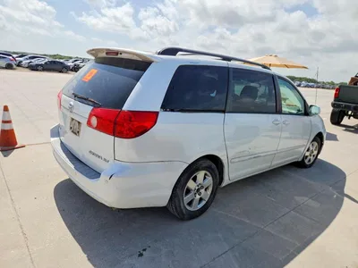 2009 TOYOTA SIENNA XLE, фото 3, лот 10547892