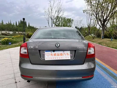 2012 Škoda Octavia 1.6L Manual Yijie Edition, фото 4, лот 10348944