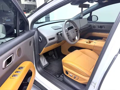 2025 Li Auto i6 2WD Base Model, фото 3, лот 10446725