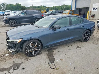 2025 VOLVO S60 CORE, фото 1, лот 10876061