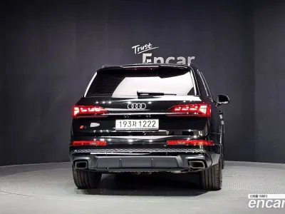 2025 Audi Q7 55 TFSI Quattro Premium, фото 4, лот 10097226