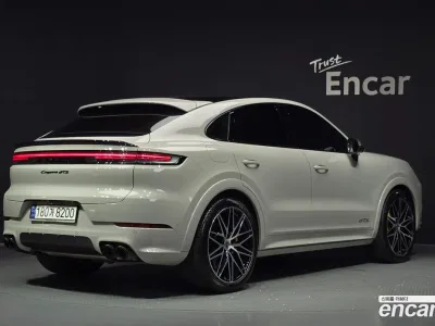 2025 Porsche Cayenne 4.0 GTS Coupe, фото 2, лот 10096404