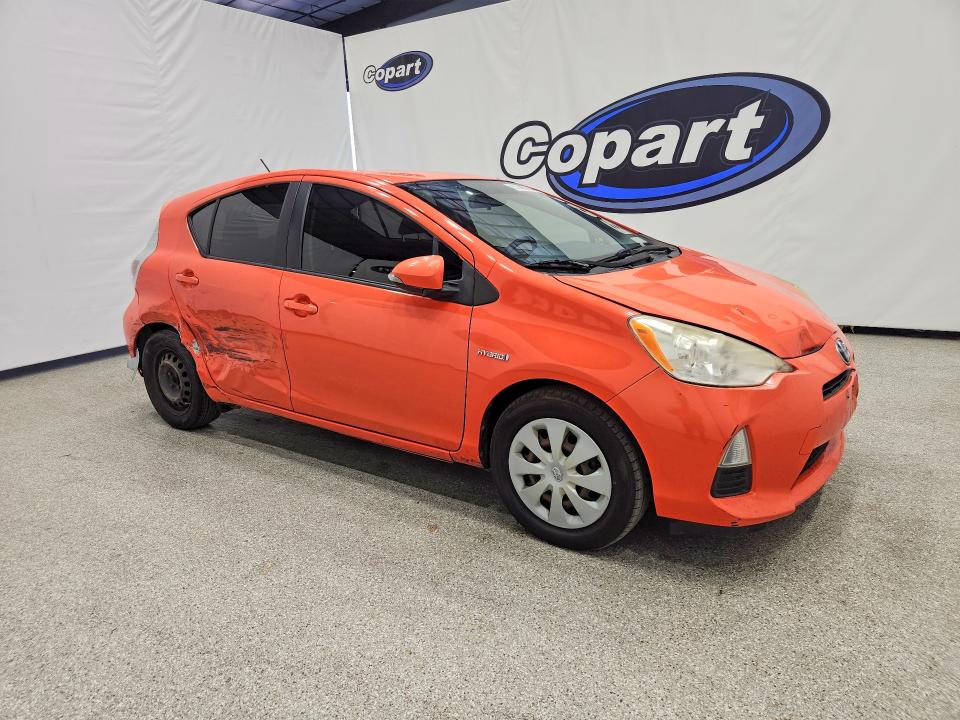 2013 TOYOTA PRIUS C TWO, фото 4, лот 10507835