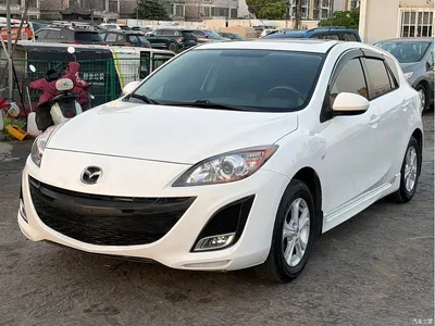 2013 Mazda Mazda3 Axela Hatchback 1.6L Automatic Elite, фото 1, лот 10325241
