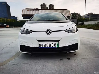 2024 Volkswagen ID.3 Outstanding Edition, фото 2, лот 11512478