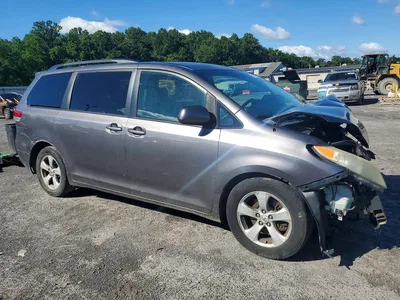 2011 TOYOTA SIENNA LE, фото 4, лот 10553527