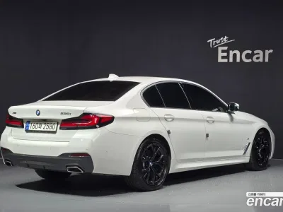 2021 BMW 5-Series 530i xDrive M Sport Package, фото 2, лот 10180709