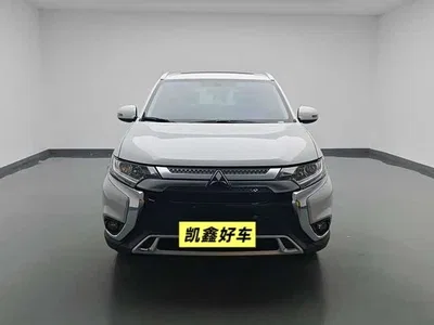 2020 Mitsubishi Outlander 2.0L 2WD Premium 5-seater, фото 2, лот 10339460