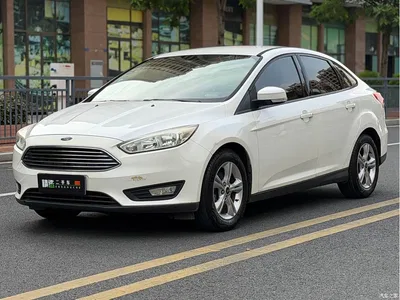 2017 Ford Focus Sedan 1.6L Manual Comfort Smart Edition, фото 1, лот 11217607