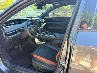 2023 Changan UNI-V 1.5T Luxury Edition, фото 4, лот 10245980